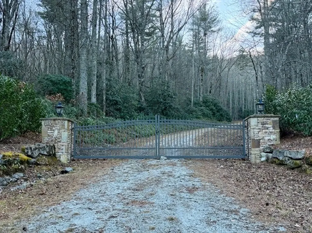 Tbd Jodytown Road Cashiers NC 28717