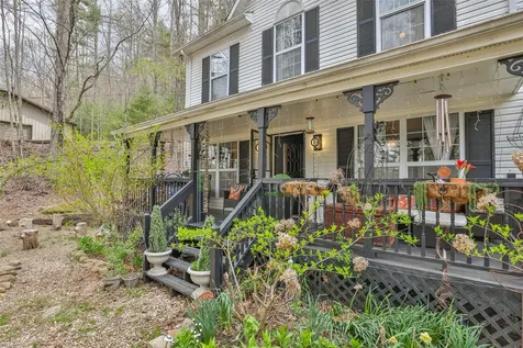 141 Andrews Park Road Cullowhee NC 28723