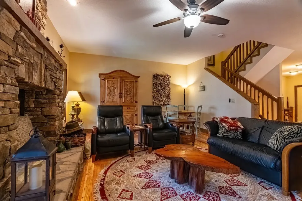 620 Sapphire Valley Road Cashiers NC 28717