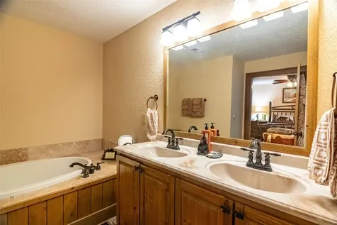 620 Sapphire Valley Road Cashiers NC 28717