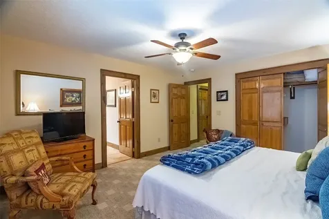 620 Sapphire Valley Road Cashiers NC 28717