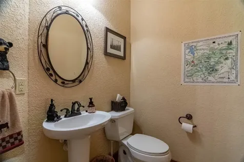 620 Sapphire Valley Road Cashiers NC 28717