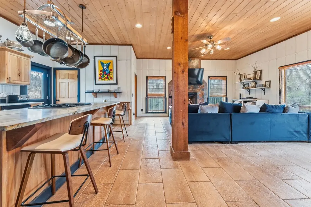 36 Heavens Gate Lane Glenville NC 28736