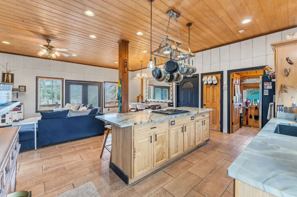 36 Heavens Gate Lane Glenville NC 28736