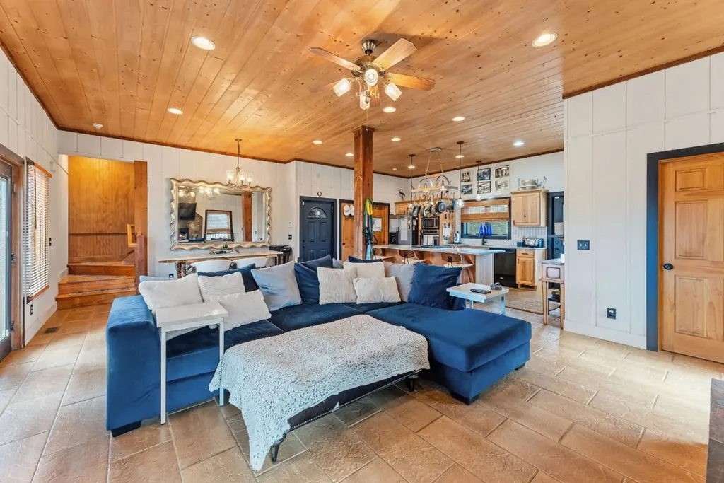 36 Heavens Gate Lane Glenville NC 28736