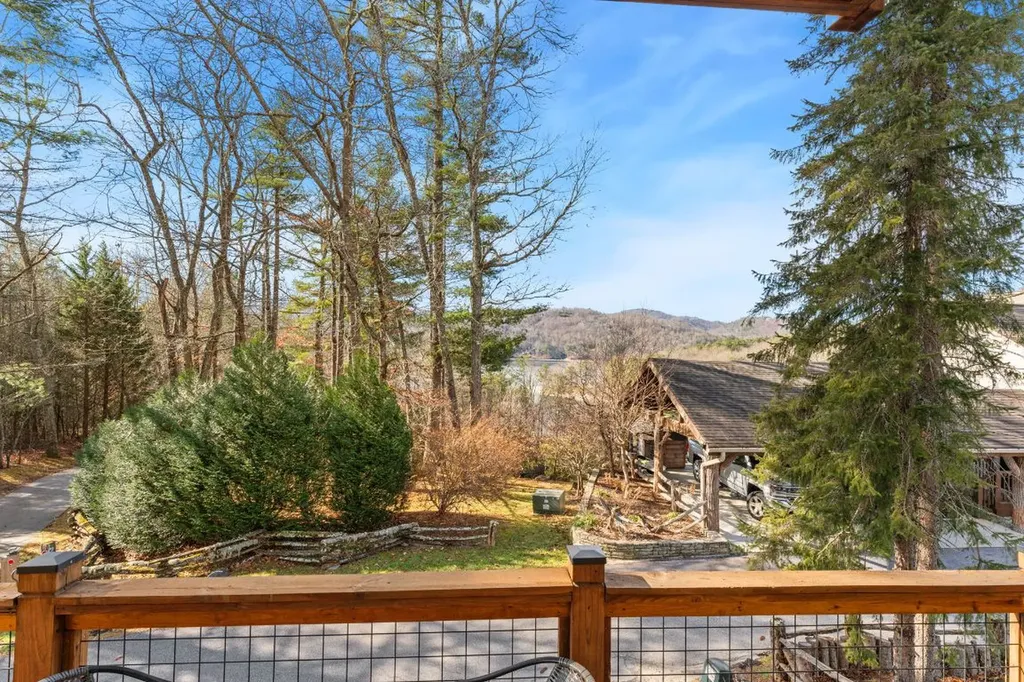 36 Heavens Gate Lane Glenville NC 28736