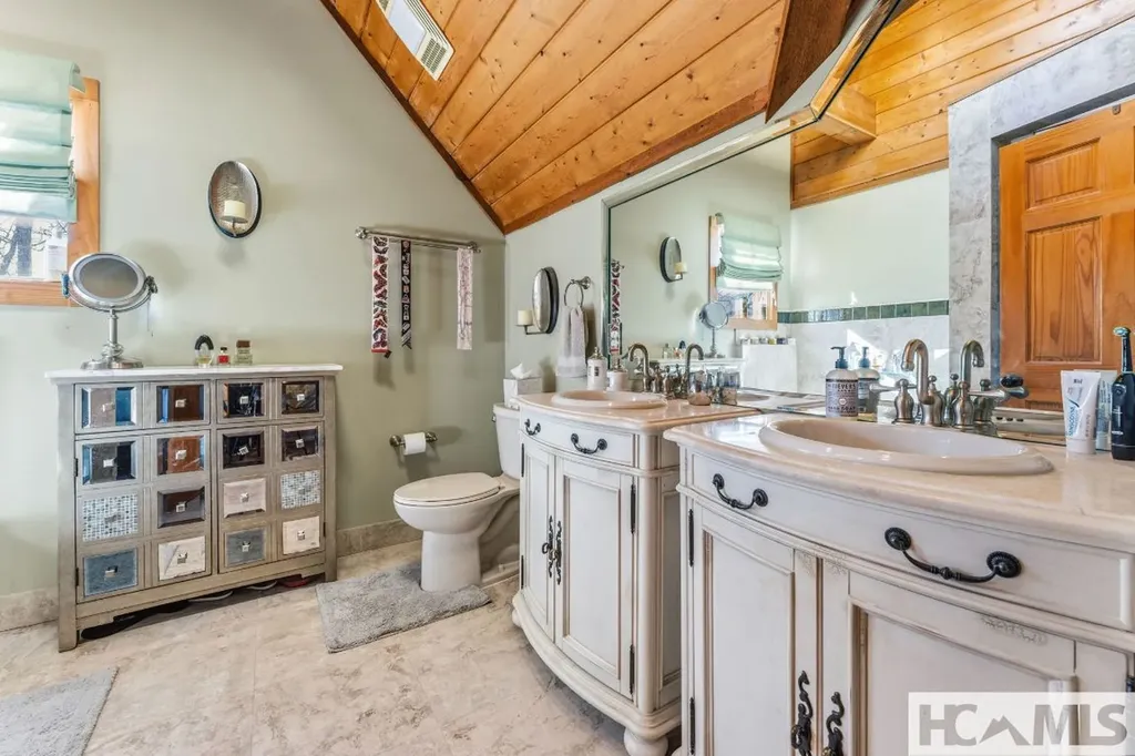 36 Heavens Gate Lane Glenville NC 28736