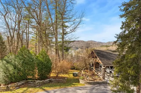 36 Heavens Gate Lane Glenville NC 28736