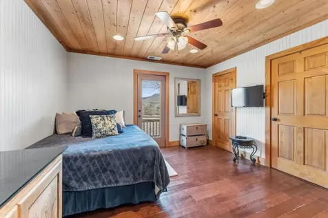 36 Heavens Gate Lane Glenville NC 28736