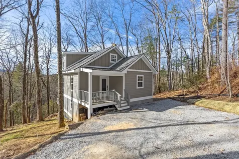 115 Spur Road Cashiers NC 28717