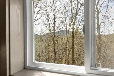 115 Spur Road Cashiers NC 28717