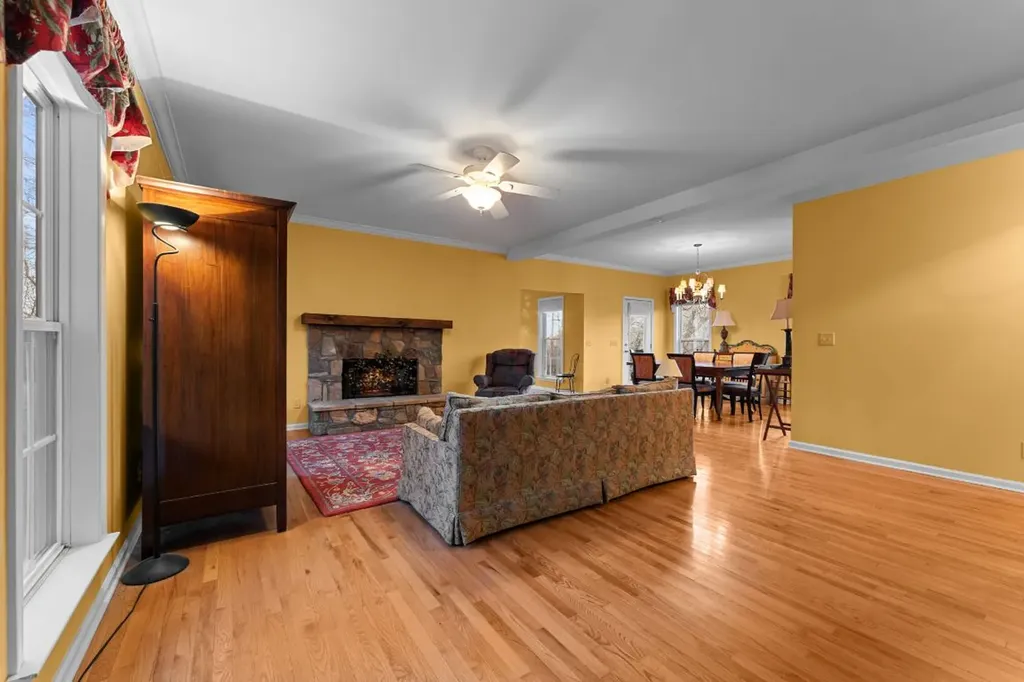 156 Kettle Rock Road Highlands NC 28741