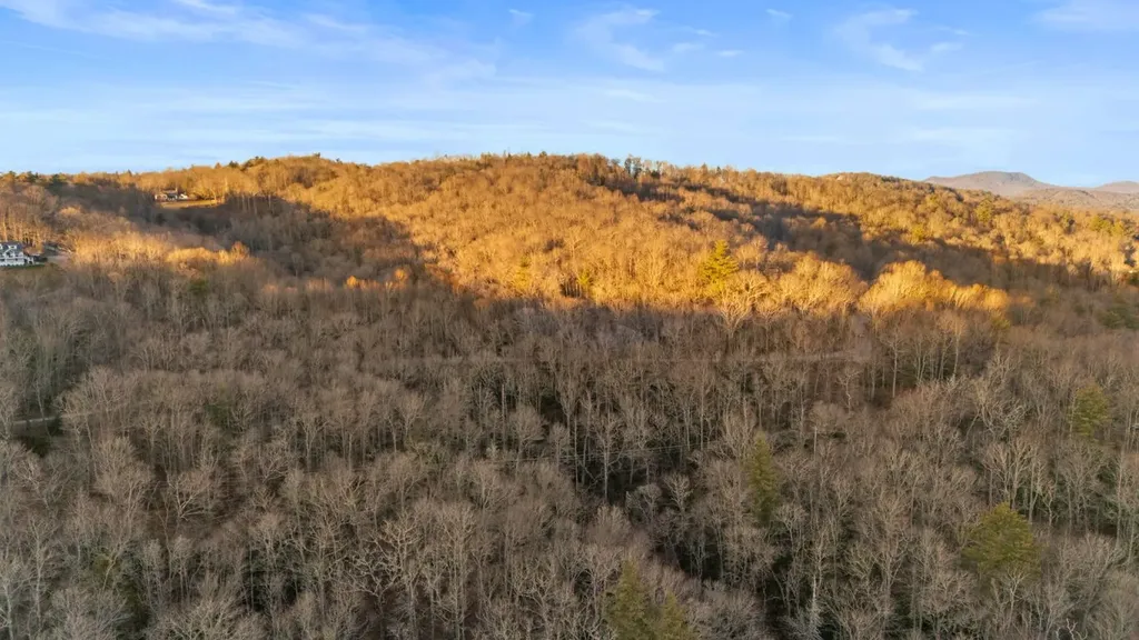 156 Kettle Rock Road Highlands NC 28741