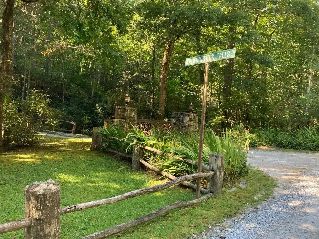 000 Walkingstick Road Highlands NC 28741