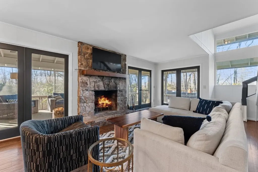 2741 Magnolia Drive Highlands NC 28741