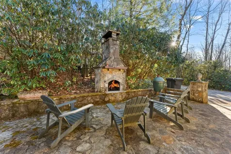 2741 Magnolia Drive Highlands NC 28741