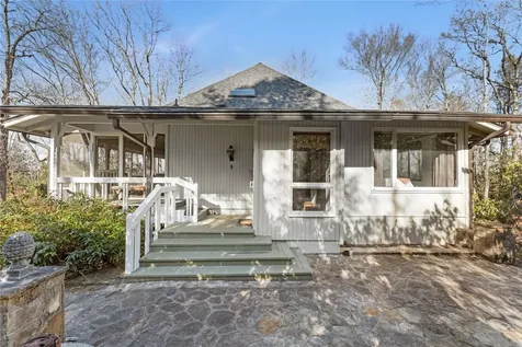 2741 Magnolia Drive Highlands NC 28741