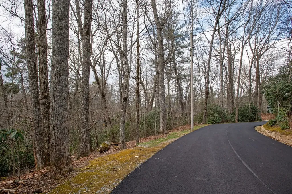 79/80 S Shelby Circle Highlands NC 28741