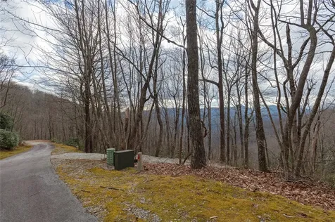 12/12A Trussing Terrace Sapphire NC 28774