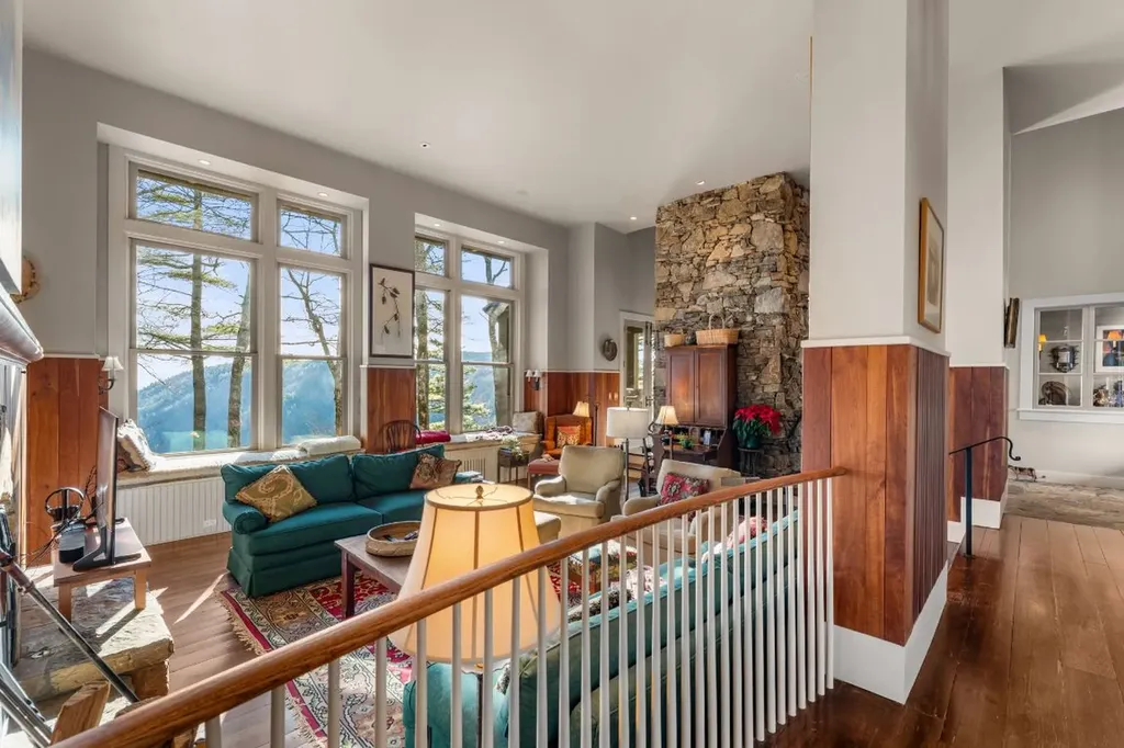 223 Sagee Drive Highlands NC 28741