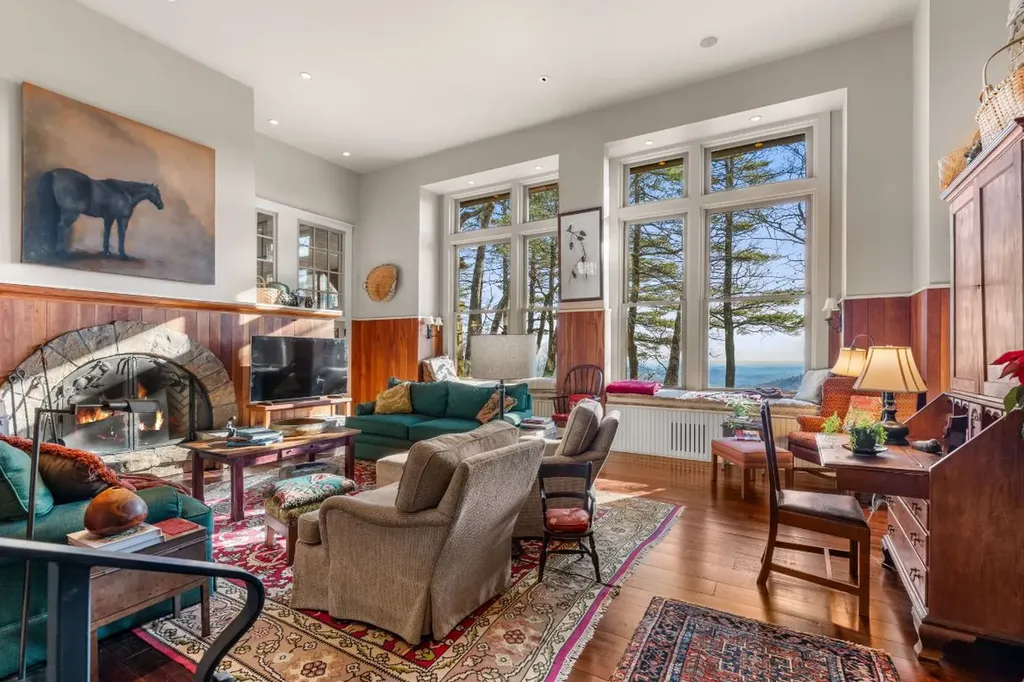 223 Sagee Drive Highlands NC 28741