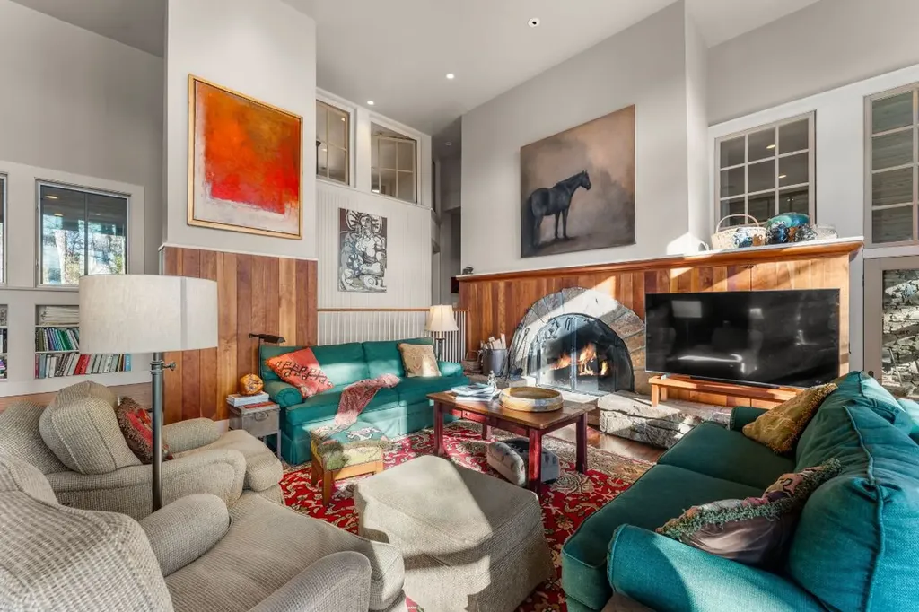 223 Sagee Drive Highlands NC 28741