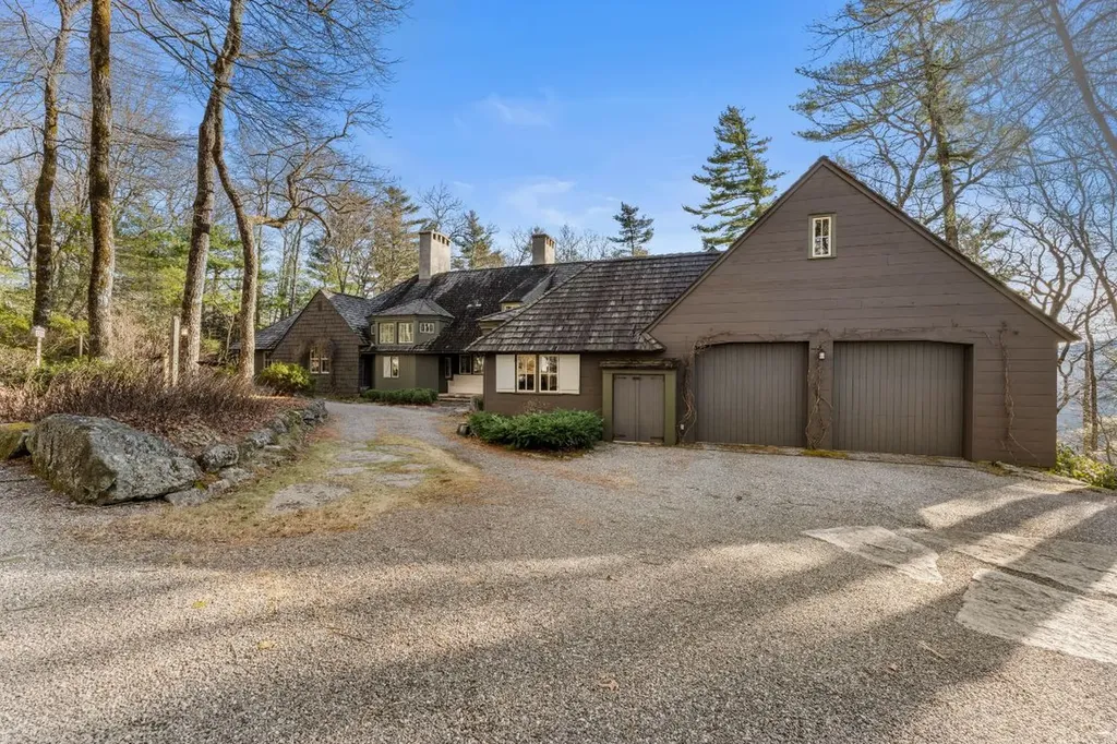 223 Sagee Drive Highlands NC 28741