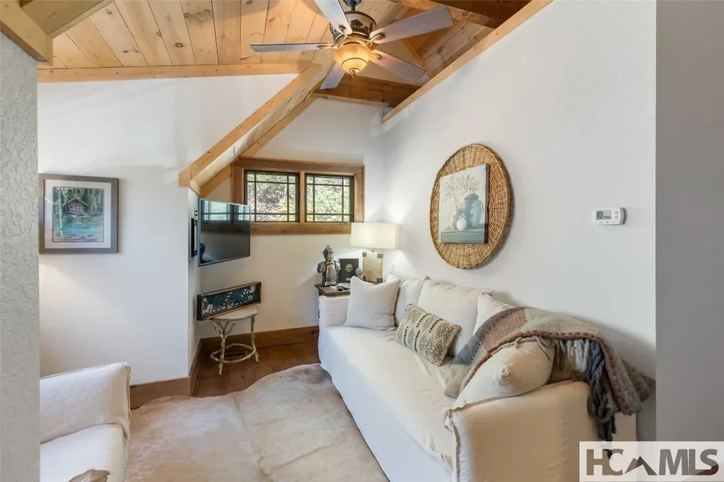 1454 Spring Forest Road Sapphire NC 28774