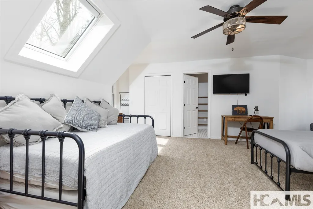 885 Hickory Drive Sapphire NC 28774