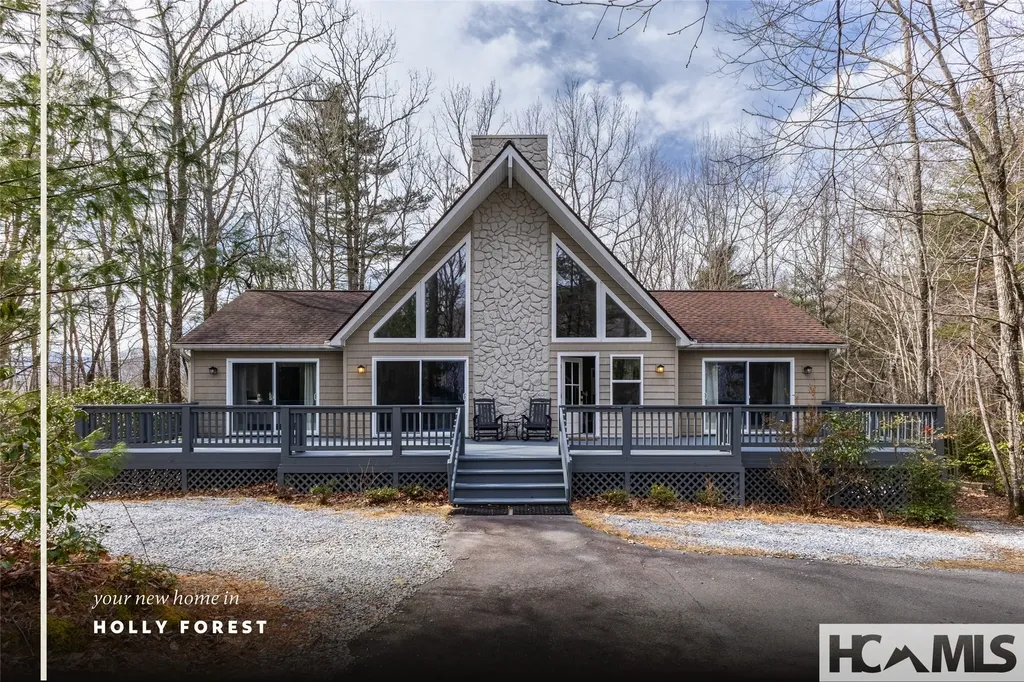 885 Hickory Drive Sapphire NC 28774