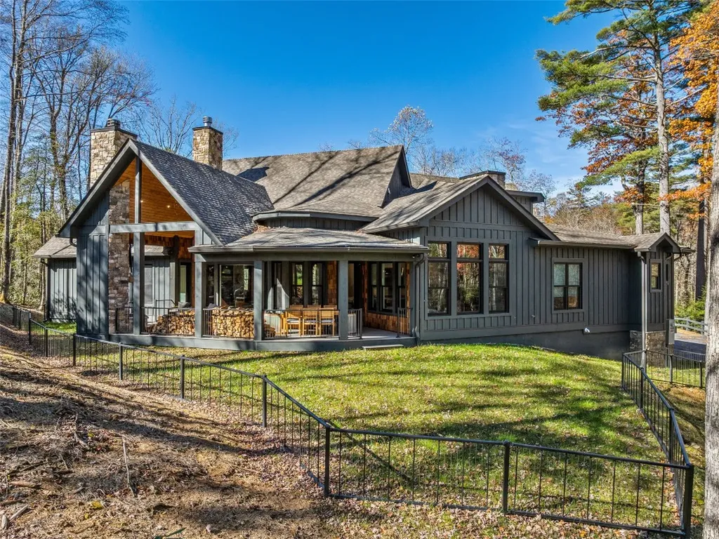 374 Turkey Roost Road Sapphire NC 28774