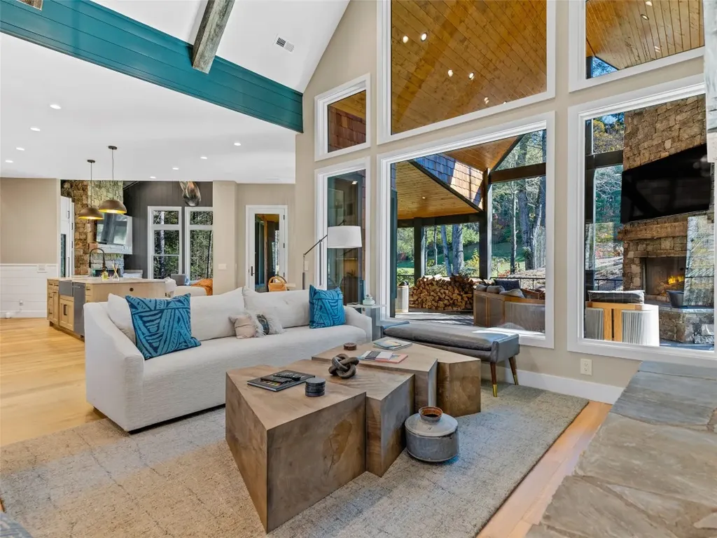 374 Turkey Roost Road Sapphire NC 28774