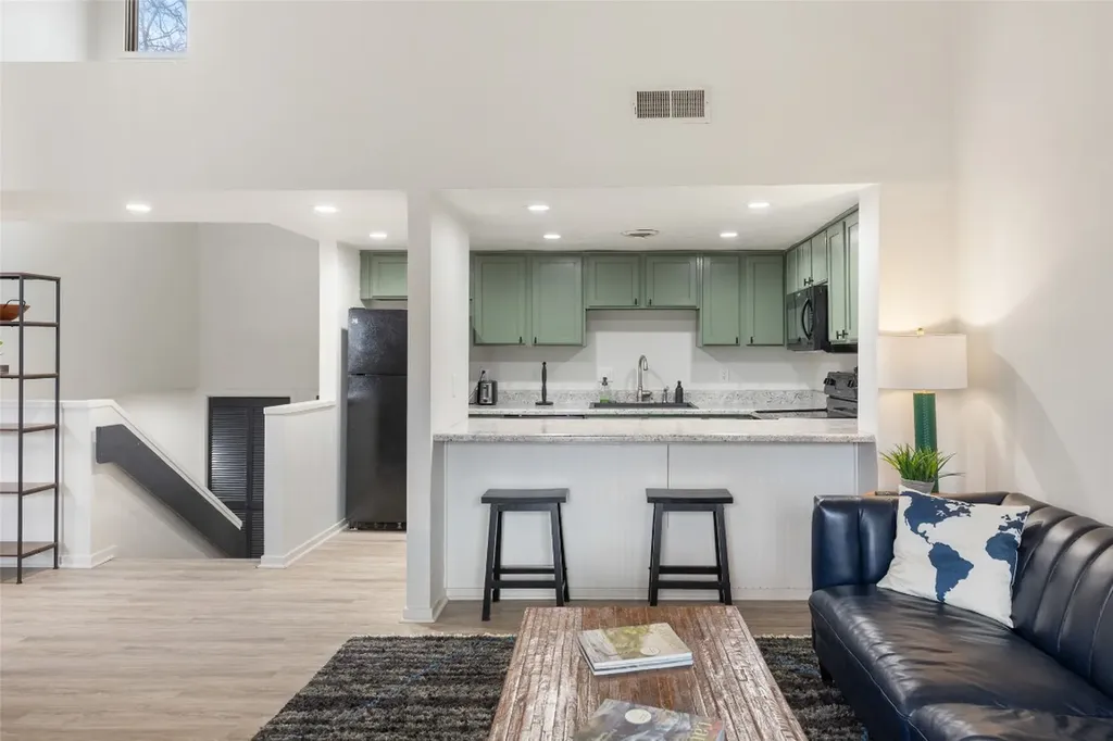 84 Emerald Road Sapphire NC 28774