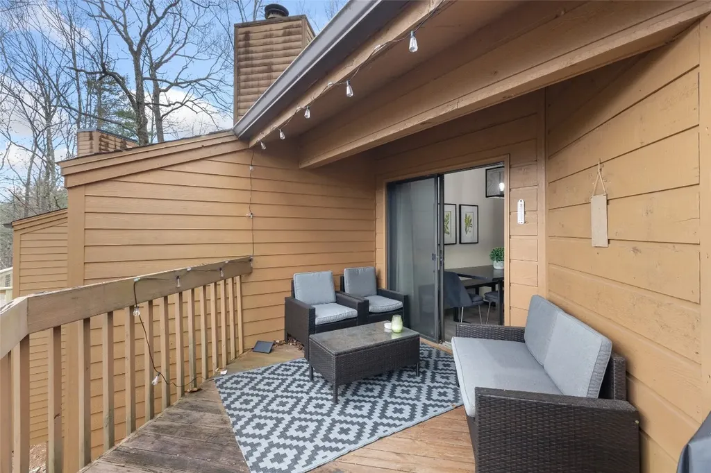 84 Emerald Road Sapphire NC 28774