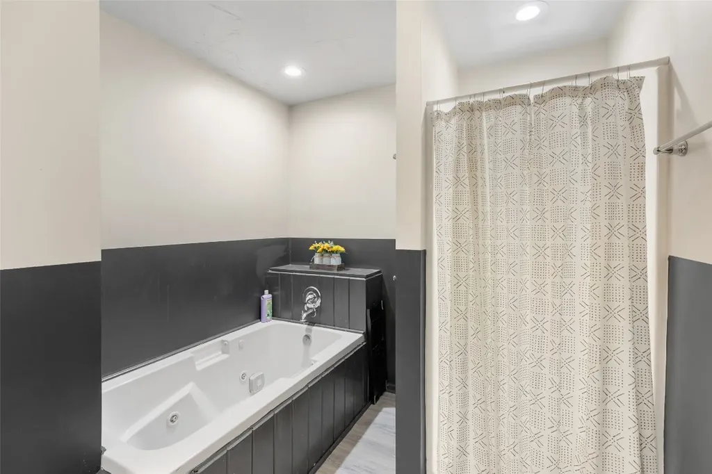 84 Emerald Road Sapphire NC 28774