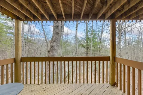 84 Emerald Road Sapphire NC 28774