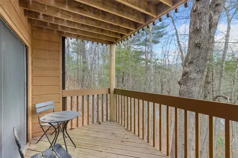 84 Emerald Road Sapphire NC 28774