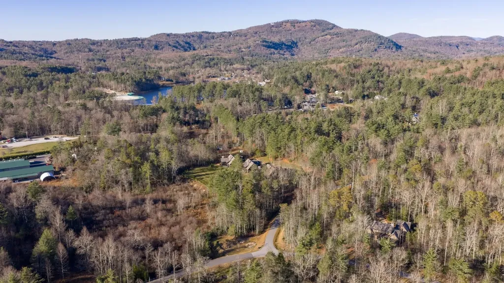 59 Bottlebrush Lane Cashiers NC 28717