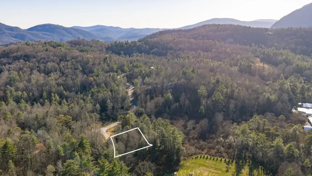 59 Bottlebrush Lane Cashiers NC 28717