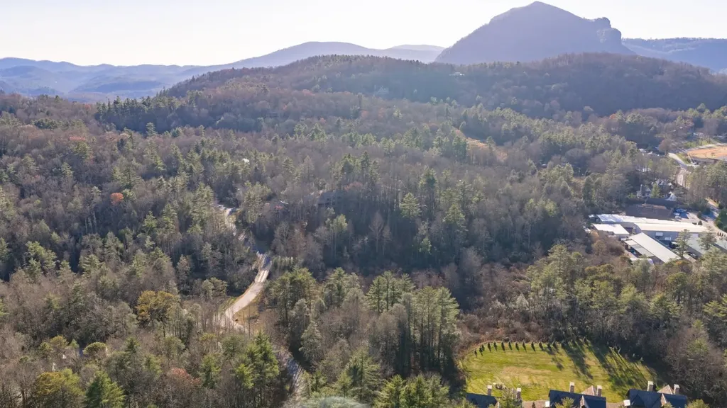 59 Bottlebrush Lane Cashiers NC 28717