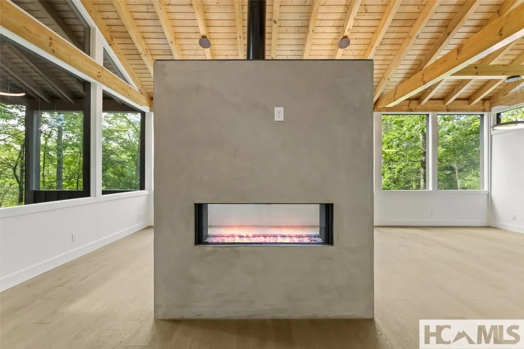 205 Autumn Valley Lane Scaly Mountain NC 28775