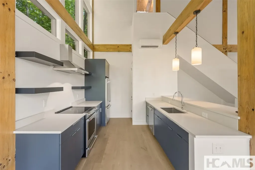 205 Autumn Valley Lane Scaly Mountain NC 28775