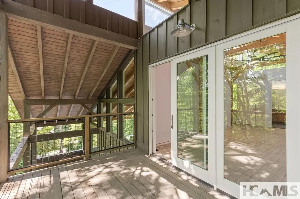 205 Autumn Valley Lane Scaly Mountain NC 28775