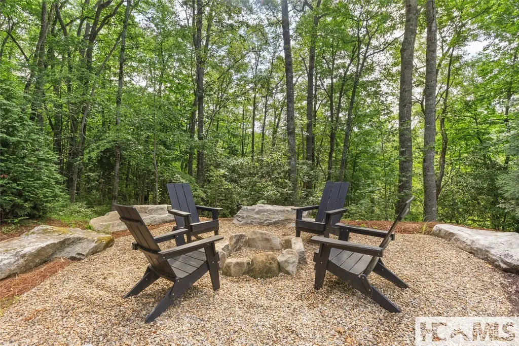 205 Autumn Valley Lane Scaly Mountain NC 28775