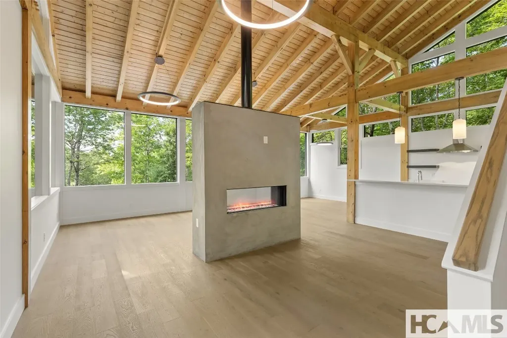 205 Autumn Valley Lane Scaly Mountain NC 28775