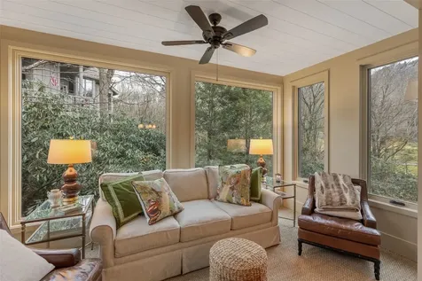 227 Chestnut Cove Highlands NC 28741