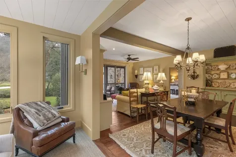 227 Chestnut Cove Highlands NC 28741