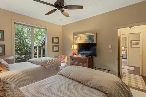 227 Chestnut Cove Highlands NC 28741