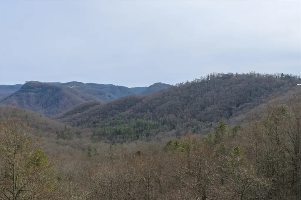 N/a Hunter Jim Creek Road Cullowhee NC 28723