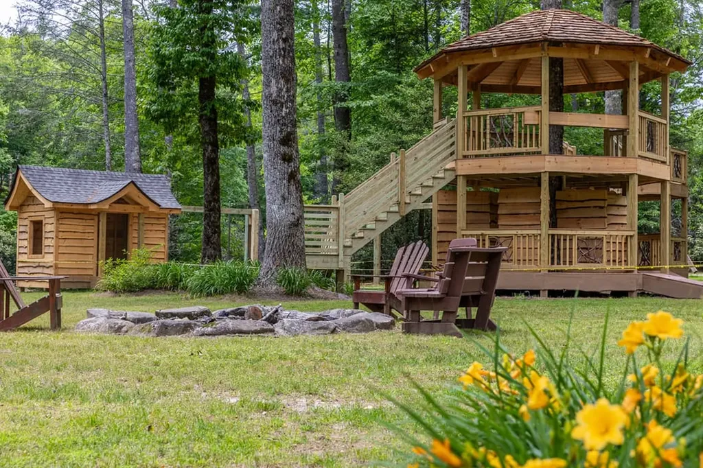 100 The Pinnacle Drive Sapphire NC 28774